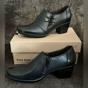Clarks Women’s Warren Black Shoes Size 10